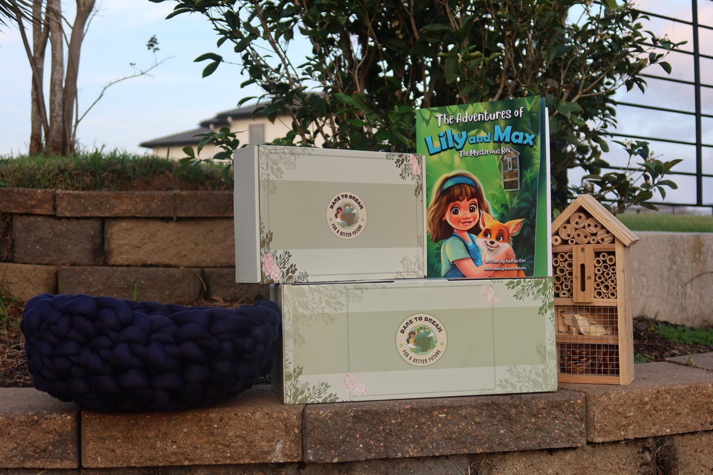 Hand Knitted Pet Bed Kit